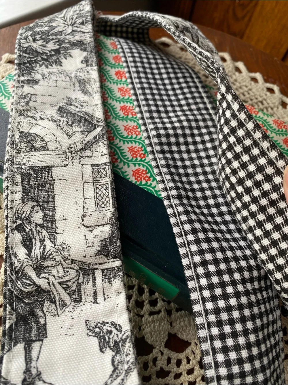 French Country Toile Curtin Tiebacks Set of 2 Black/White Gingham Fabric Sash